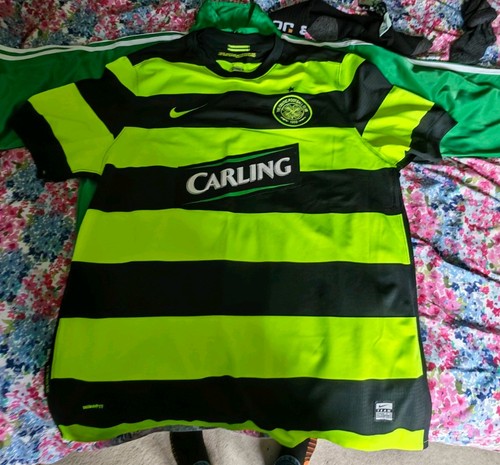 Celtic nike bumblebee - nike,