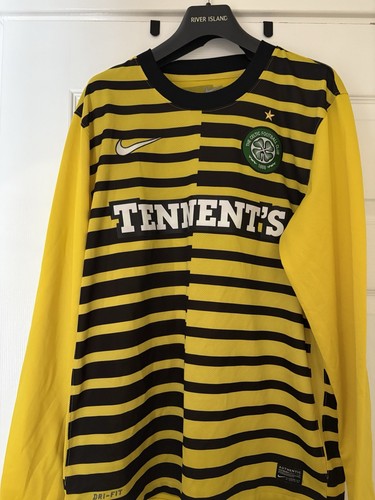 2011 celtic bumblebee away - 2011/12,