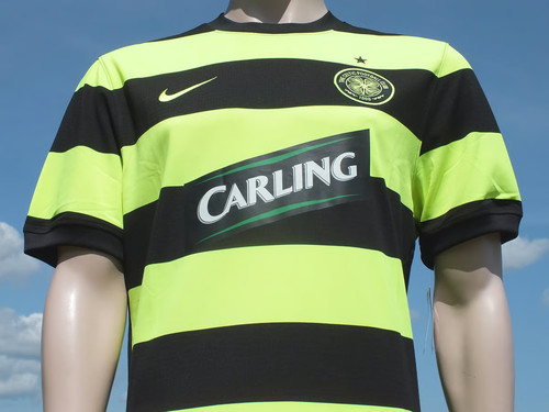 Bnwt celtic player issue - celtic,